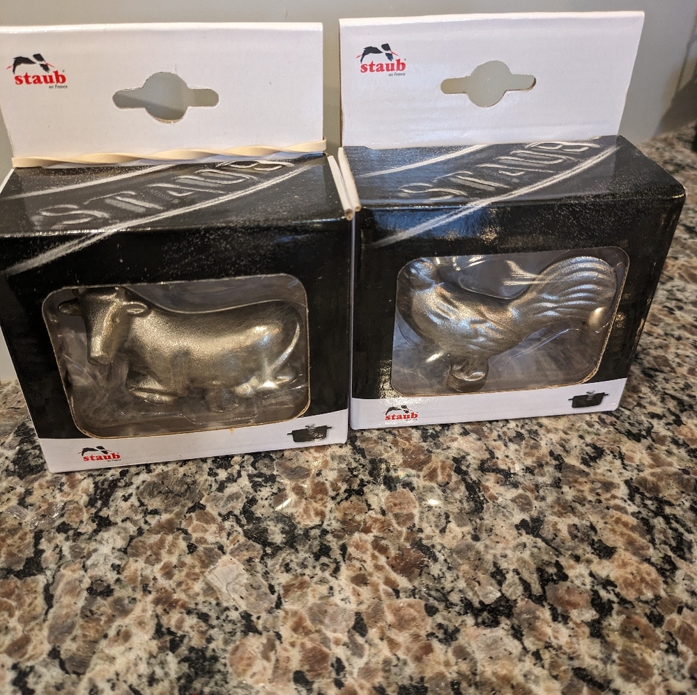 Staub lid knobs